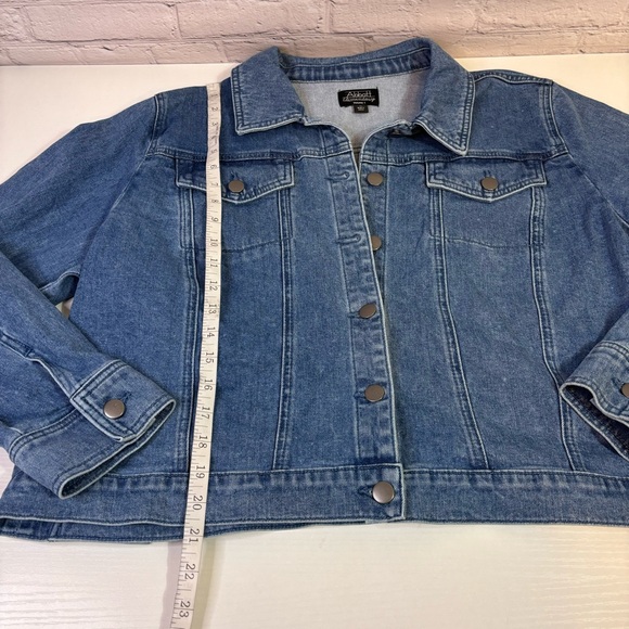 NWT Abbott Elementary Jean Denim Jacket Size 1X - Picture 9 of 10